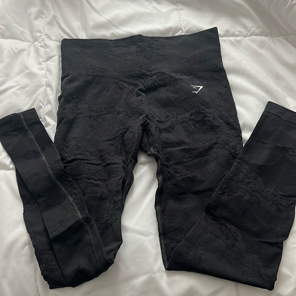 gymshark camo textured leggings black size small